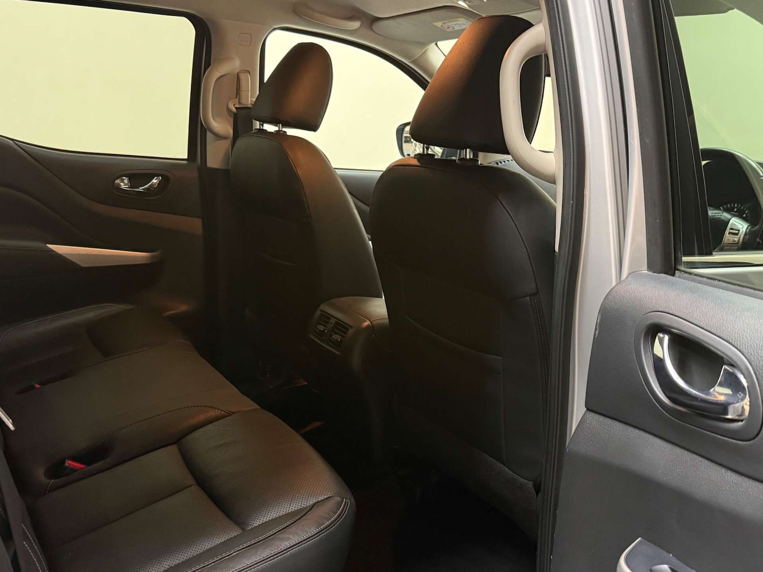 Used Nissan Navara 2019 for sale - 77502019: Photo 29