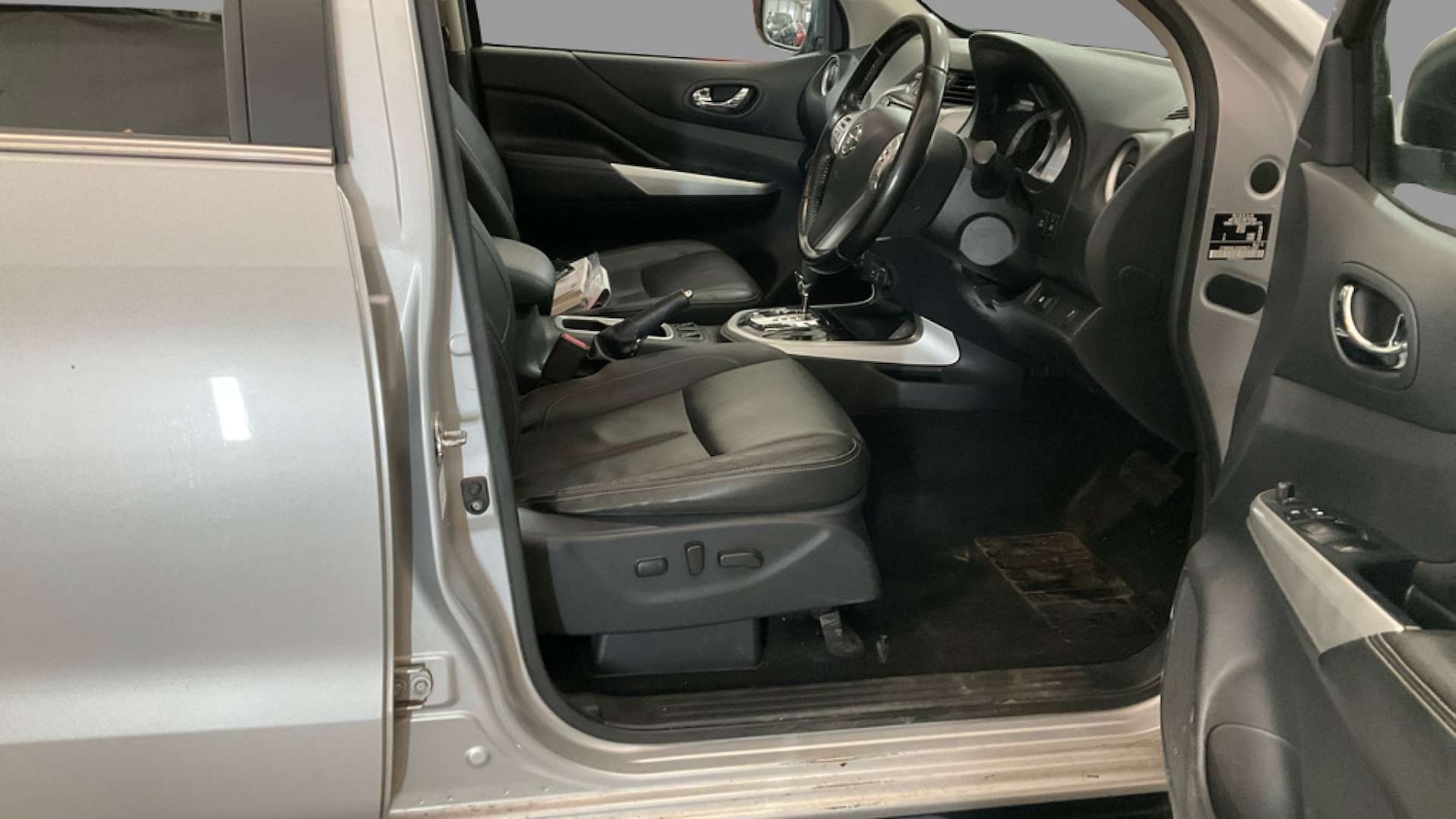 Used Nissan Navara 2019 for sale - 77502019: Photo 4