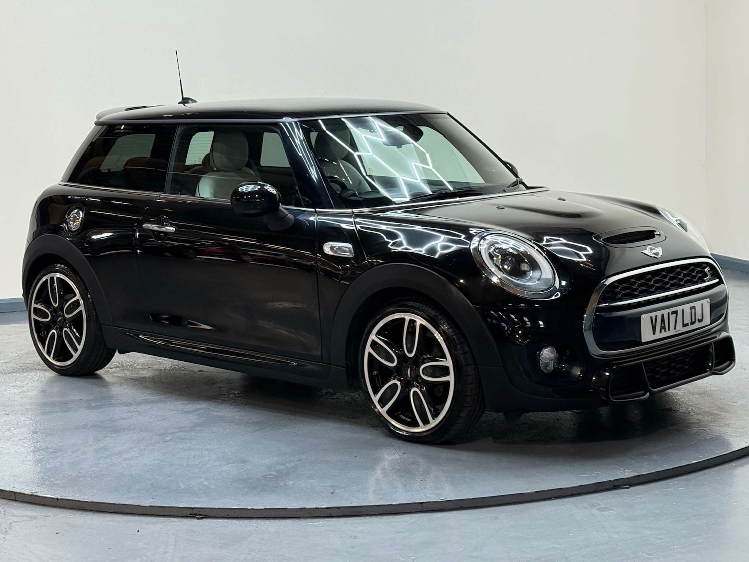 Used MINI Hatch 2017 for sale - 77086075: Photo 12