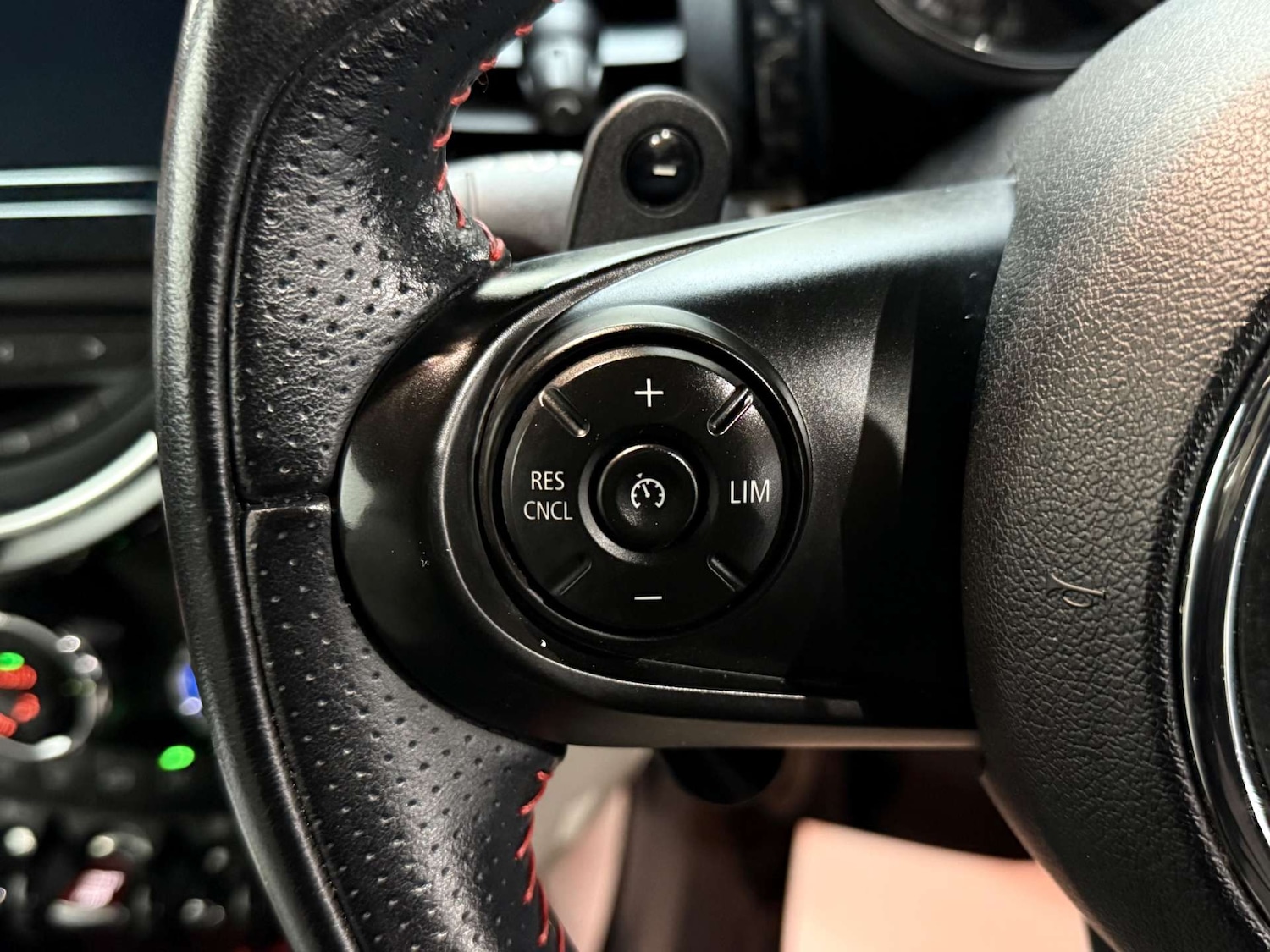 Used MINI Hatch 2017 for sale - 77086075: Photo 17