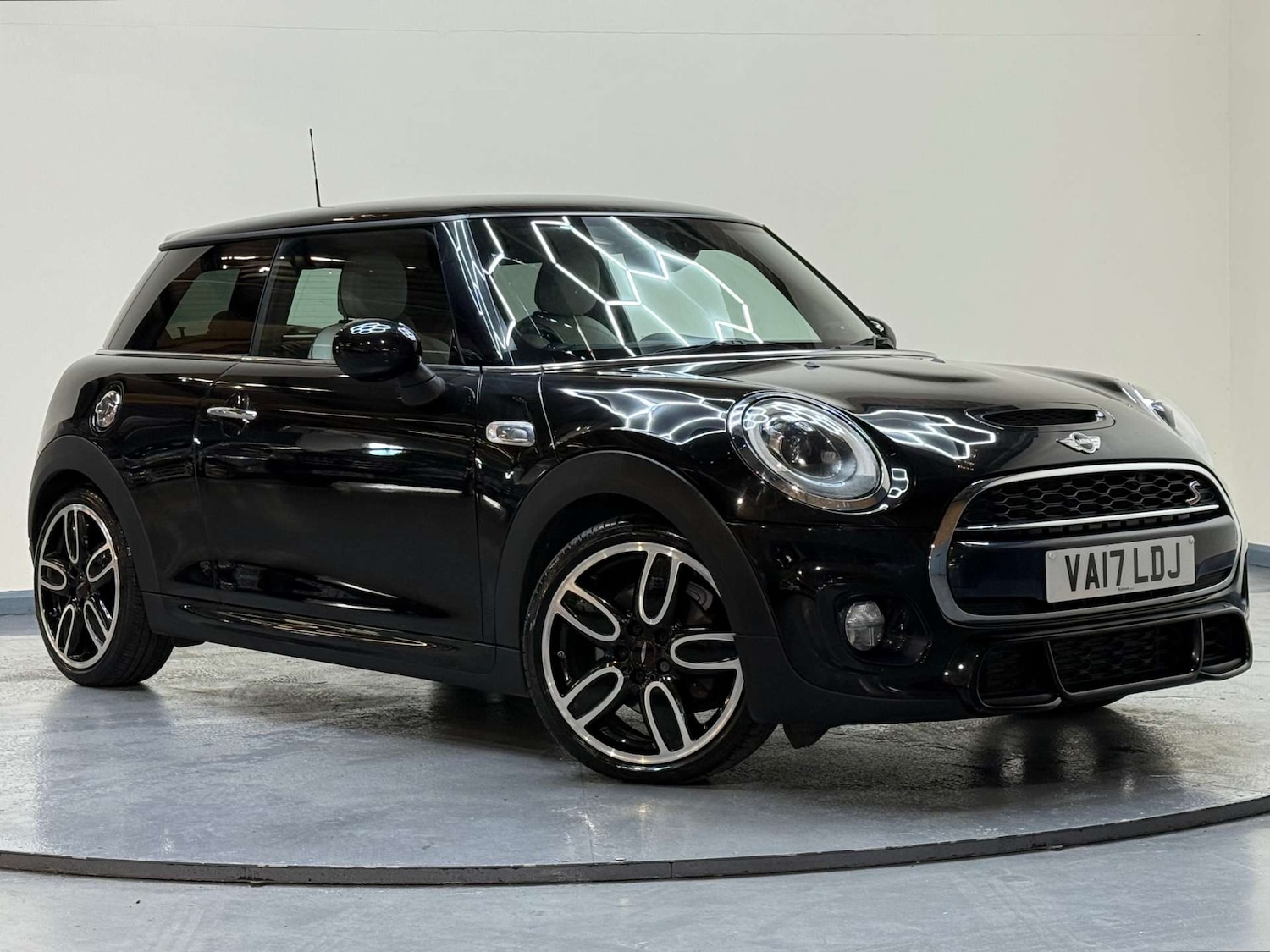 Used MINI Hatch 2017 for sale - 77086075: Photo 36