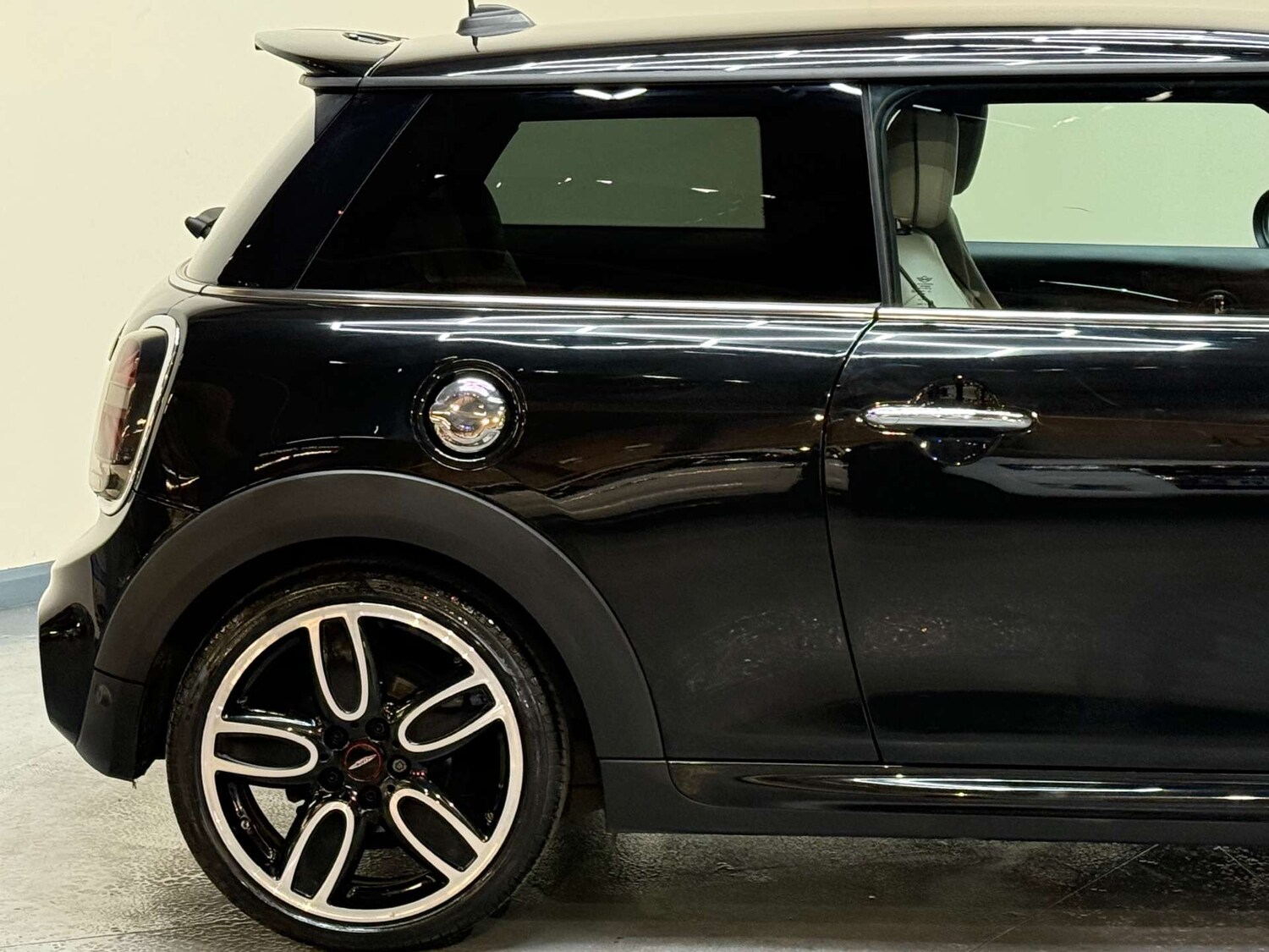 Used MINI Hatch 2017 for sale - 77086075: Photo 43