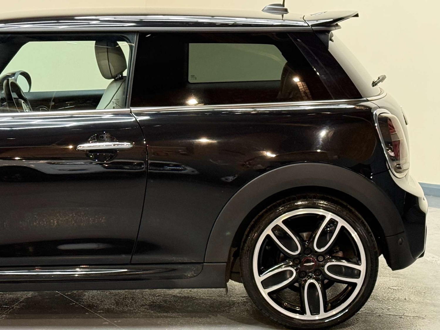 Used MINI Hatch 2017 for sale - 77086075: Photo 48