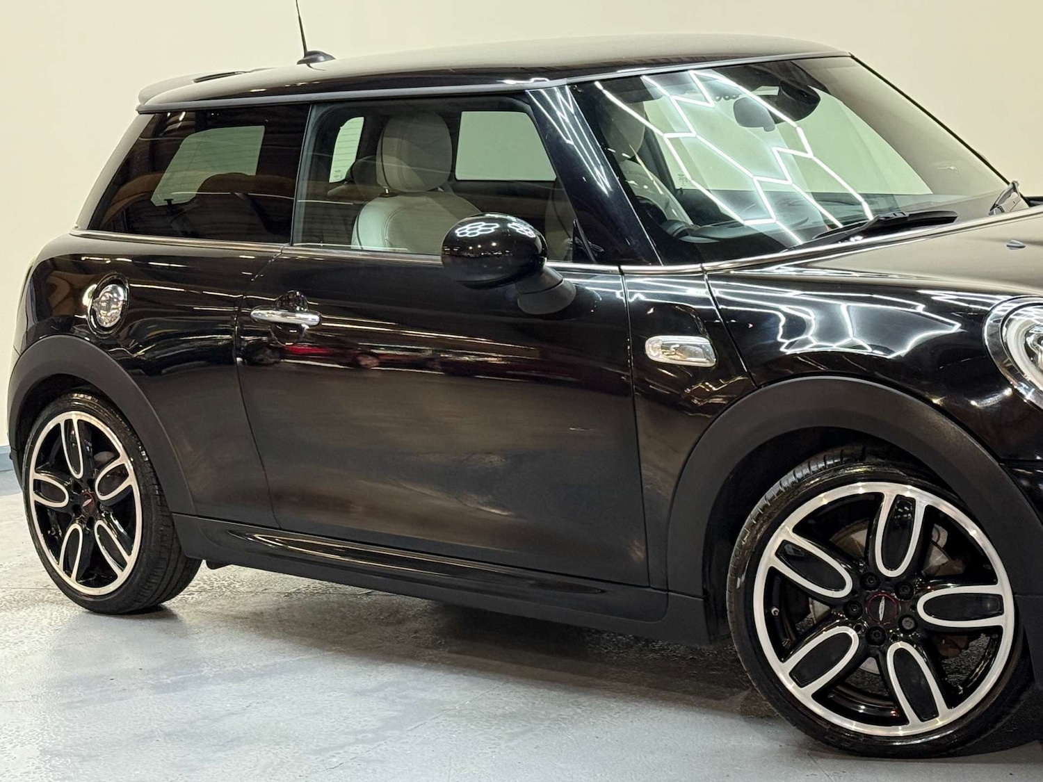 Used MINI Hatch 2017 for sale - 77086075: Photo 52