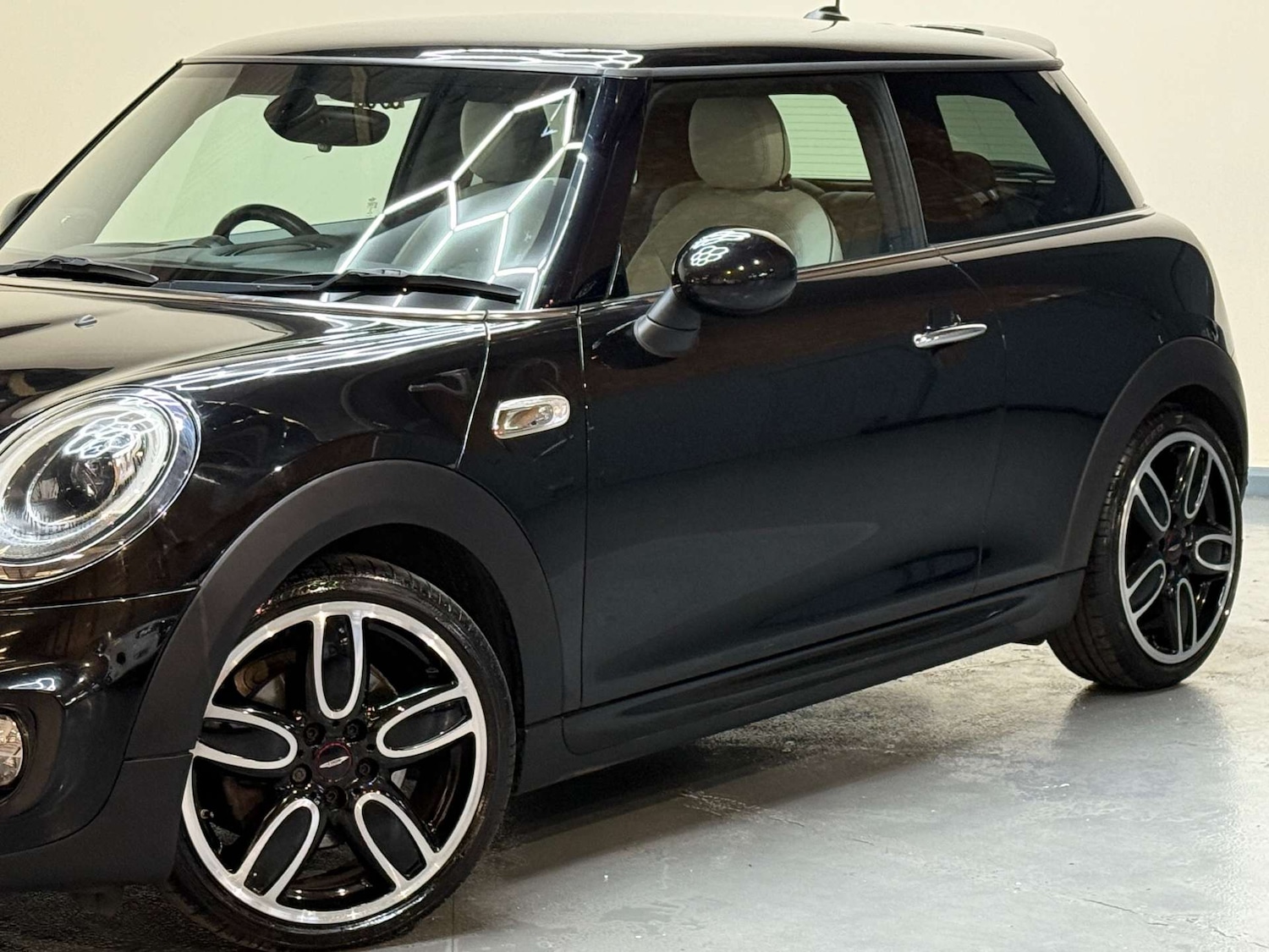 Used MINI Hatch 2017 for sale - 77086075: Photo 54