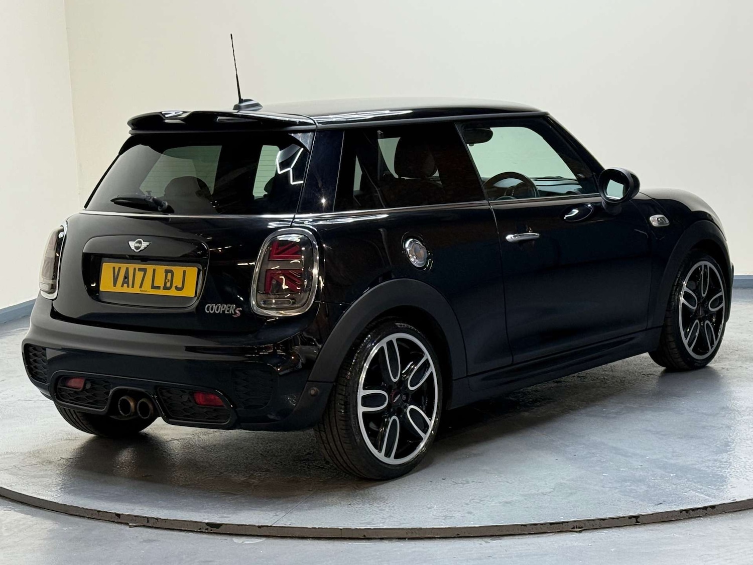 Used MINI Hatch 2017 for sale - 77086075: Photo 6