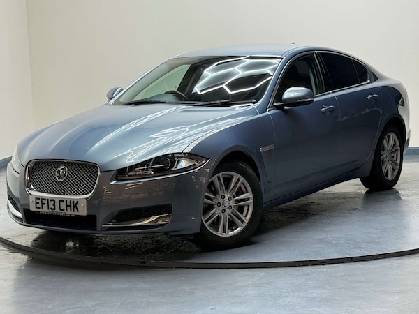Used Jaguar XF 2013 for sale - 76263529: Photo 2