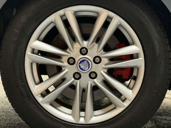 Used Jaguar XF 2013 for sale - 76263529: Photo 66