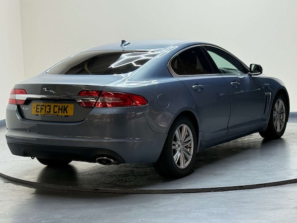 Used Jaguar XF 2013 for sale - 76263529: Photo 6