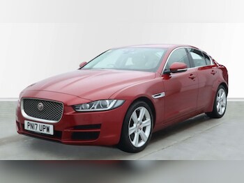 Used Jaguar XE 2017 for sale - 77378353: Photo