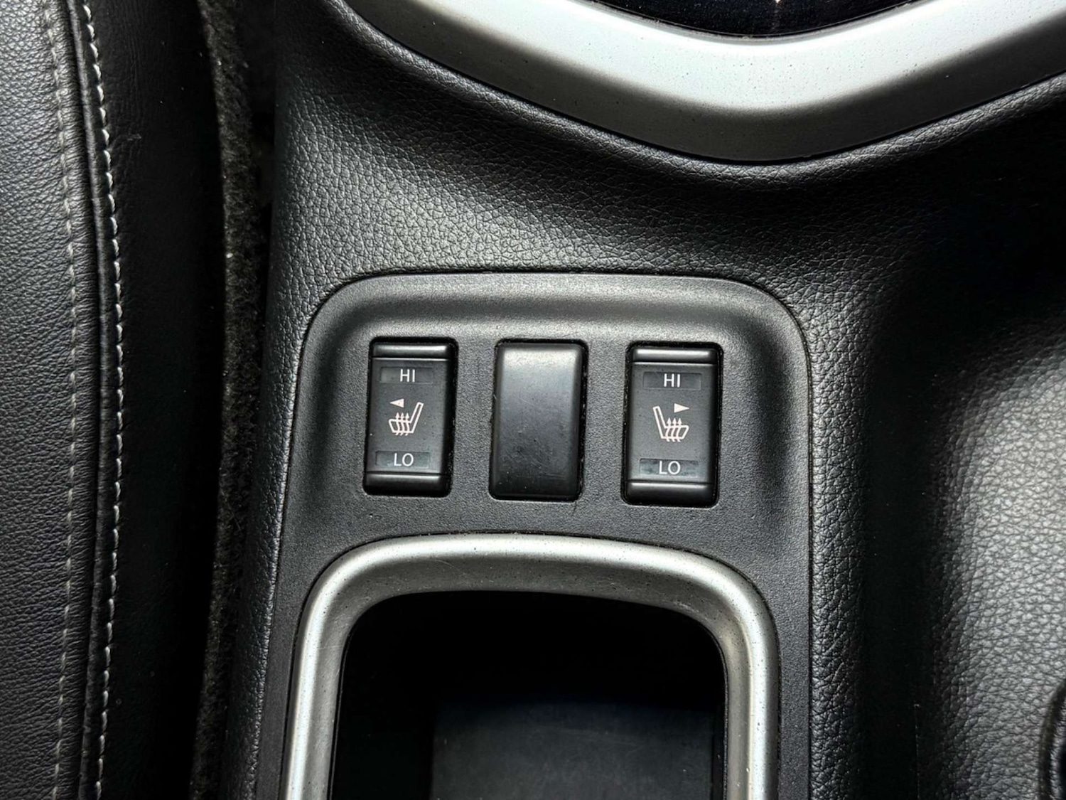 Used Nissan Navara 2016 for sale - 76363653: Photo 26