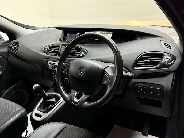Used Renault Scenic 2013 for sale - 76243978: Photo 14