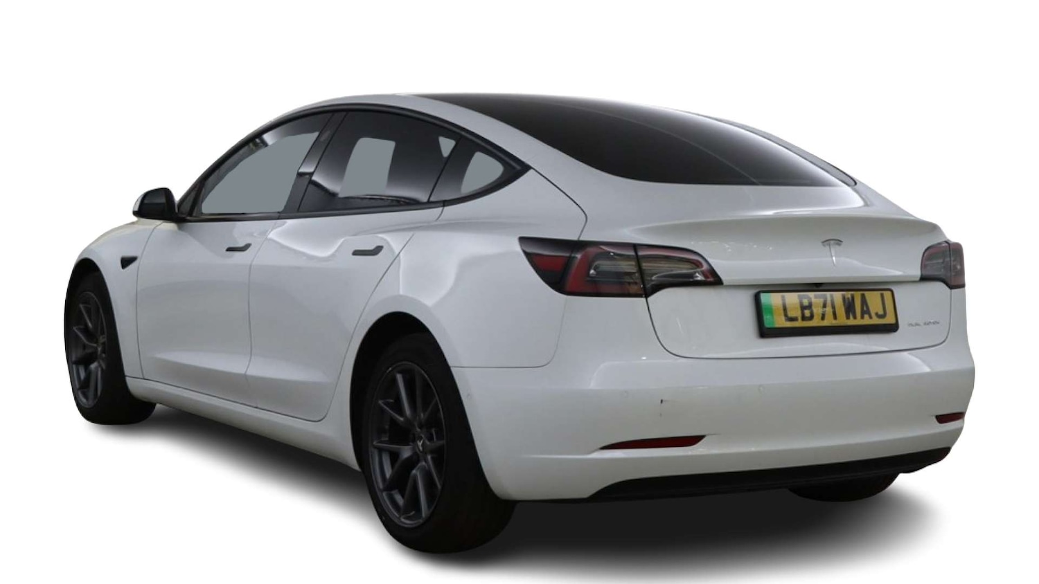 Used Tesla Model 3 2021 for sale - 76363941: Photo 2
