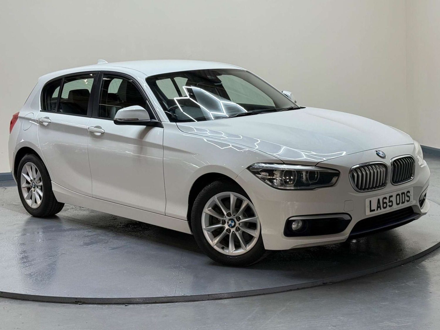 Used BMW 1 Series 2015 for sale - 76180987: Photo 1