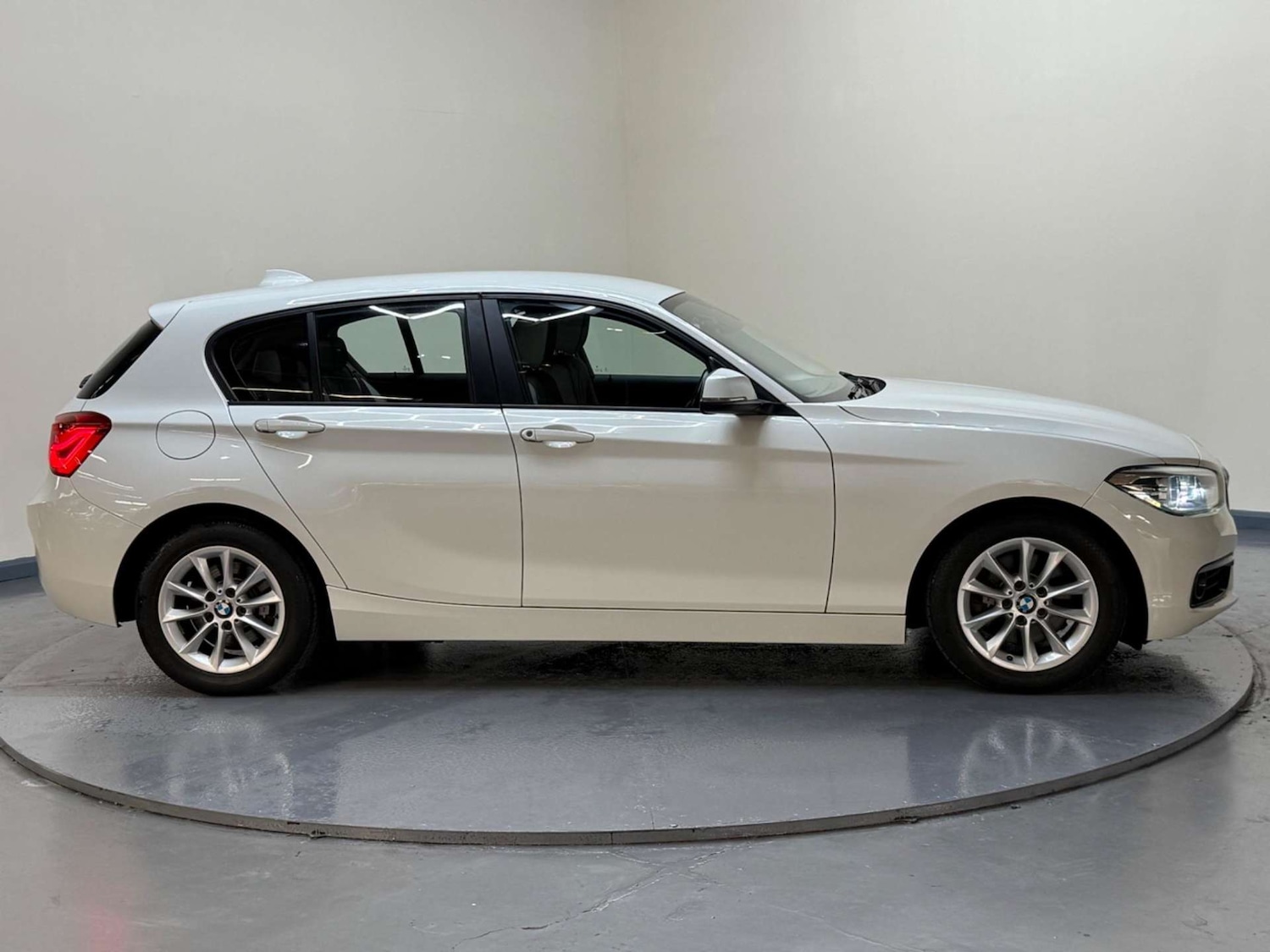 Used BMW 1 Series 2015 for sale - 76180987: Photo 13