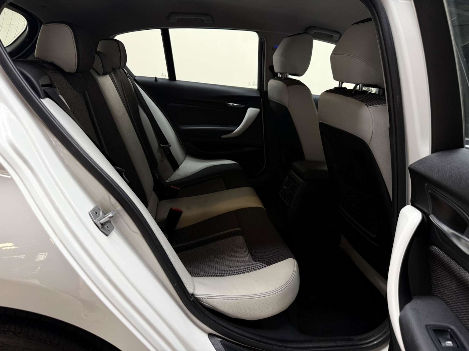 Used BMW 1 Series 2015 for sale - 76180987: Photo 24
