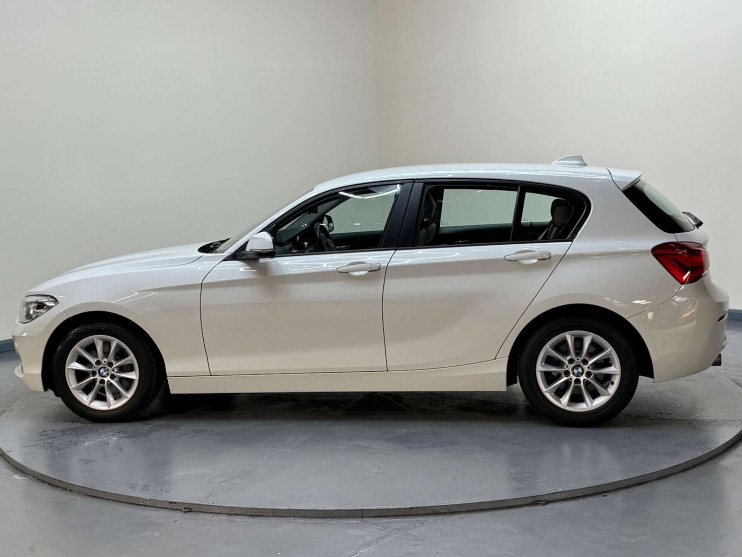 Used BMW 1 Series 2015 for sale - 76180987: Photo 28