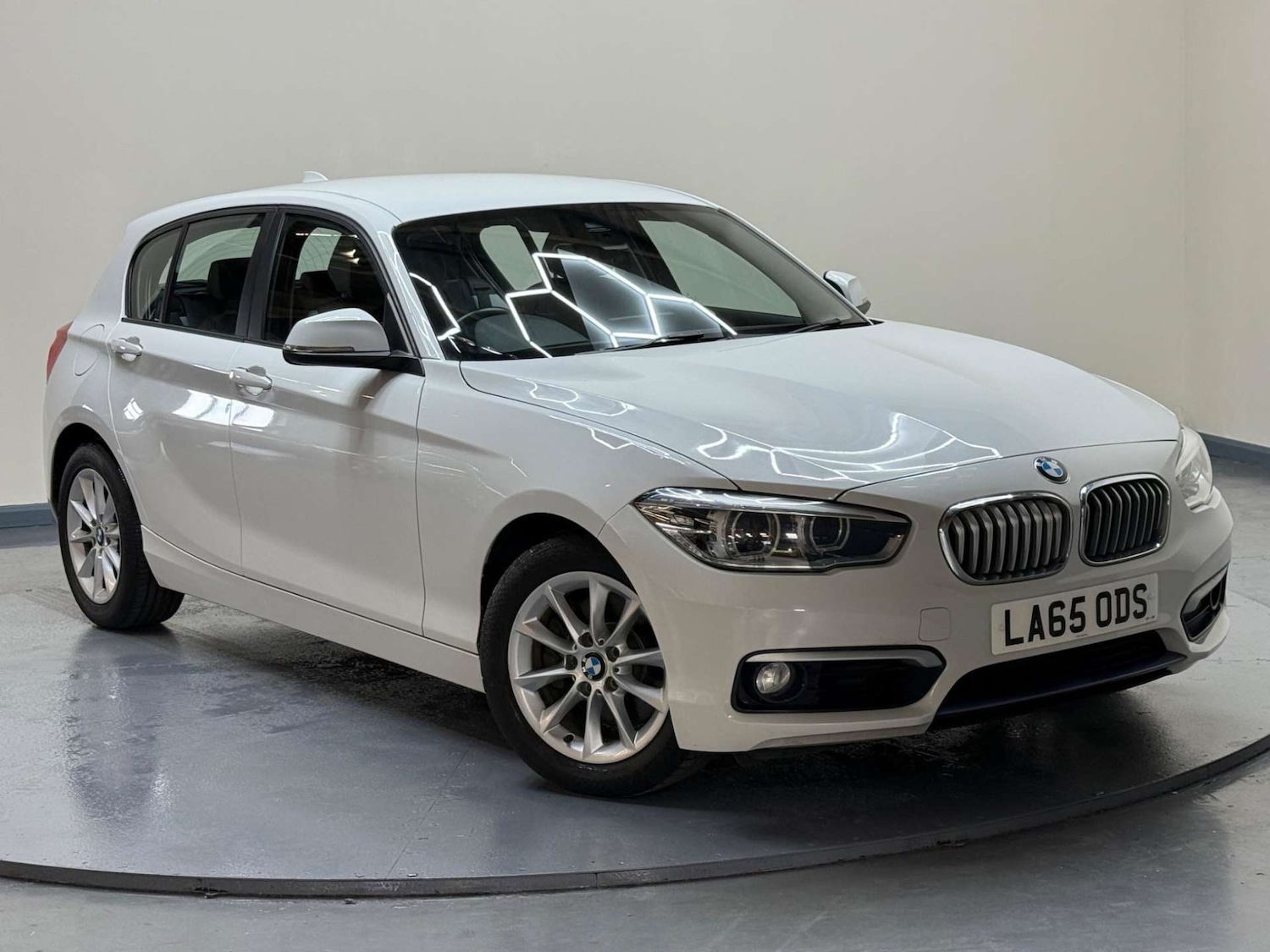 Used BMW 1 Series 2015 for sale - 76180987: Photo 37