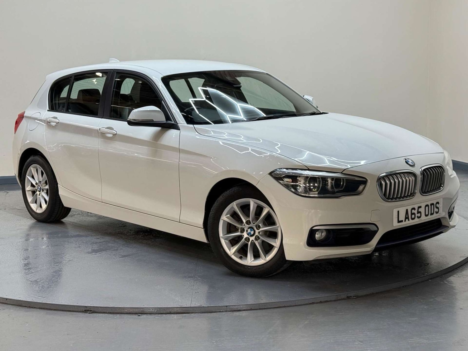 Used BMW 1 Series 2015 for sale - 76180987: Photo 52