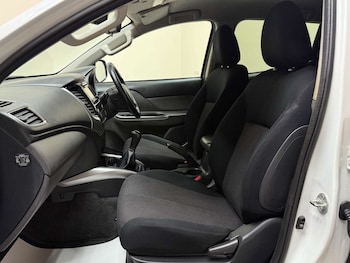 Used Mitsubishi L200 2019 for sale - 76180983: Photo