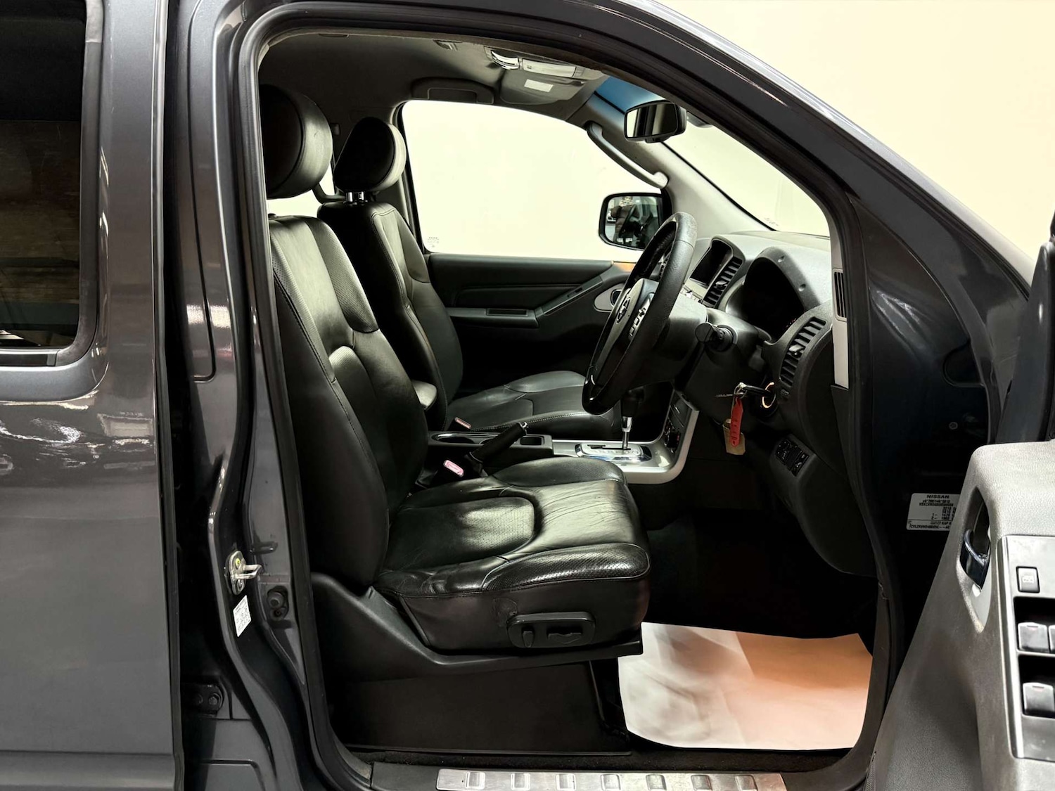 Used Nissan Navara 2015 for sale - 76601504: Photo 14