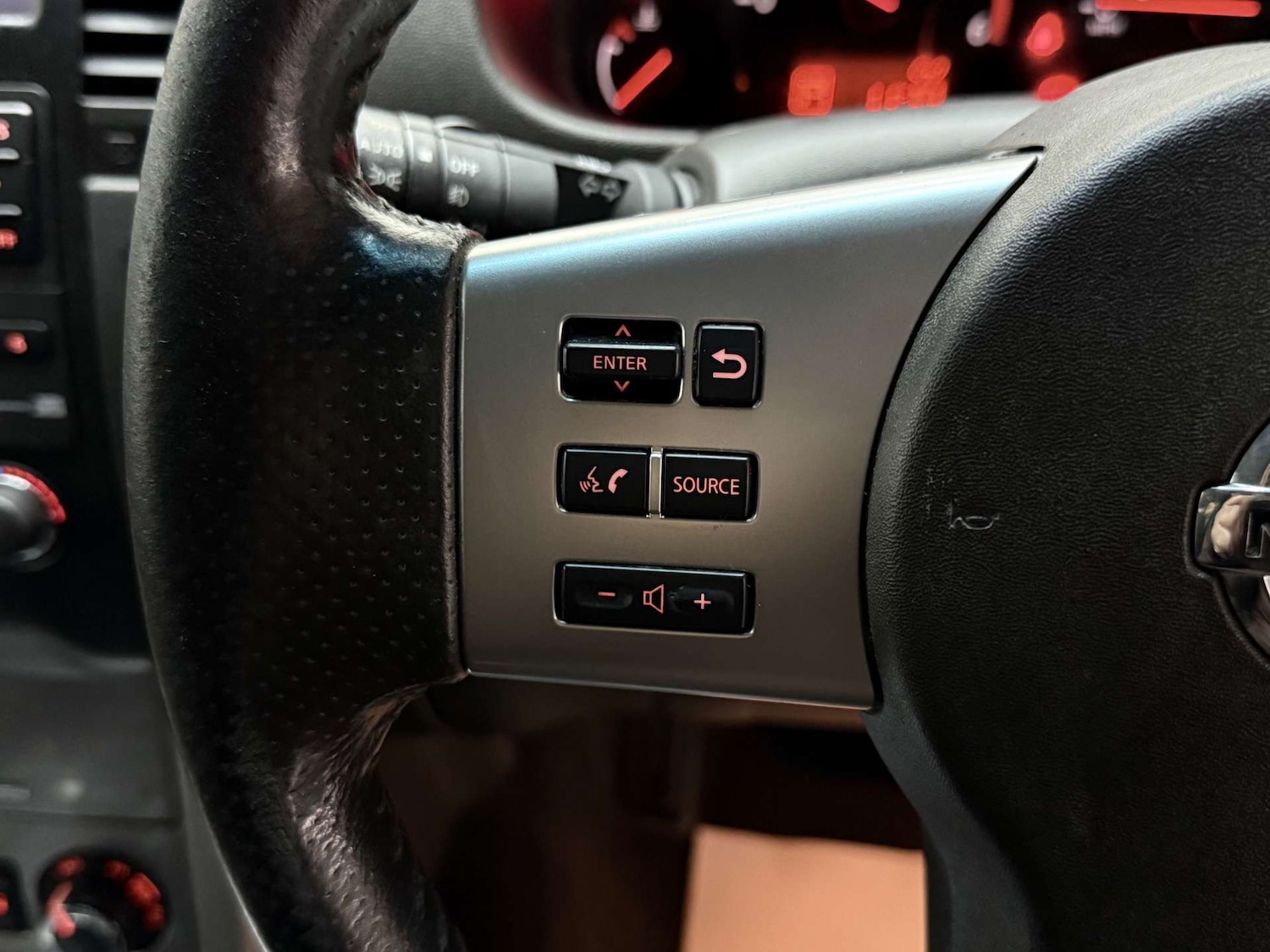 Used Nissan Navara 2015 for sale - 76601504: Photo 17