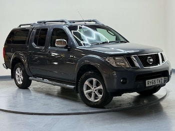 Nissan - Navara