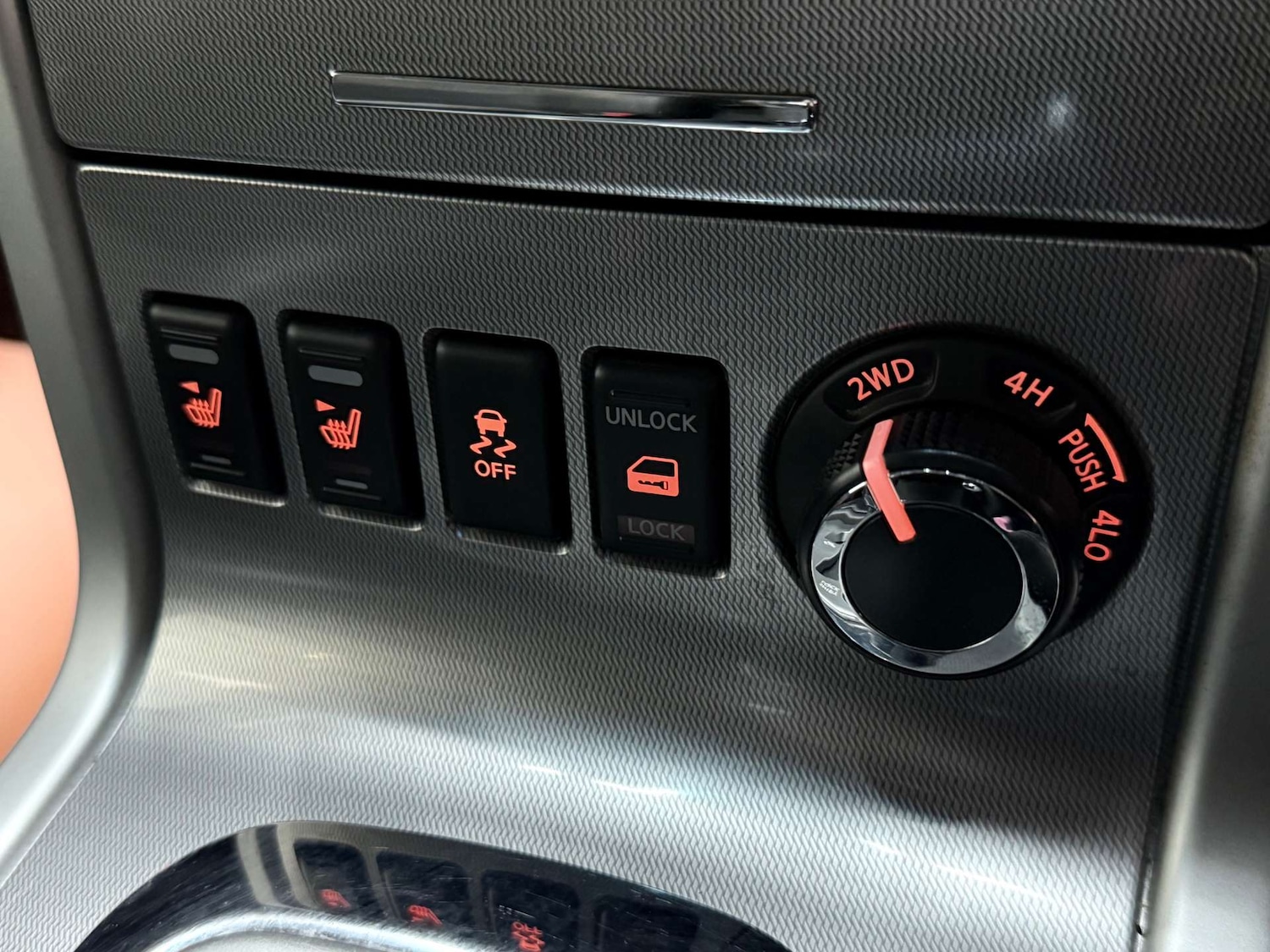 Used Nissan Navara 2015 for sale - 76601504: Photo 22