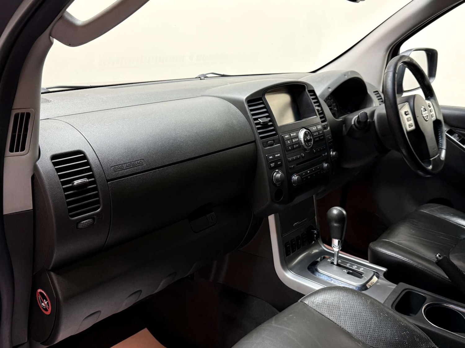 Used Nissan Navara 2015 for sale - 76601504: Photo 31