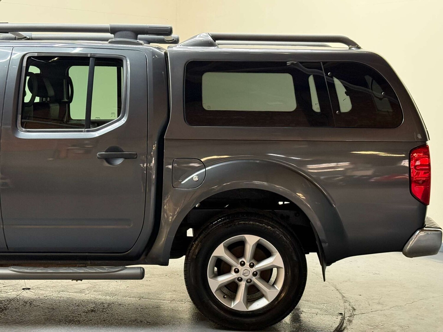 Used Nissan Navara 2015 for sale - 76601504: Photo 43