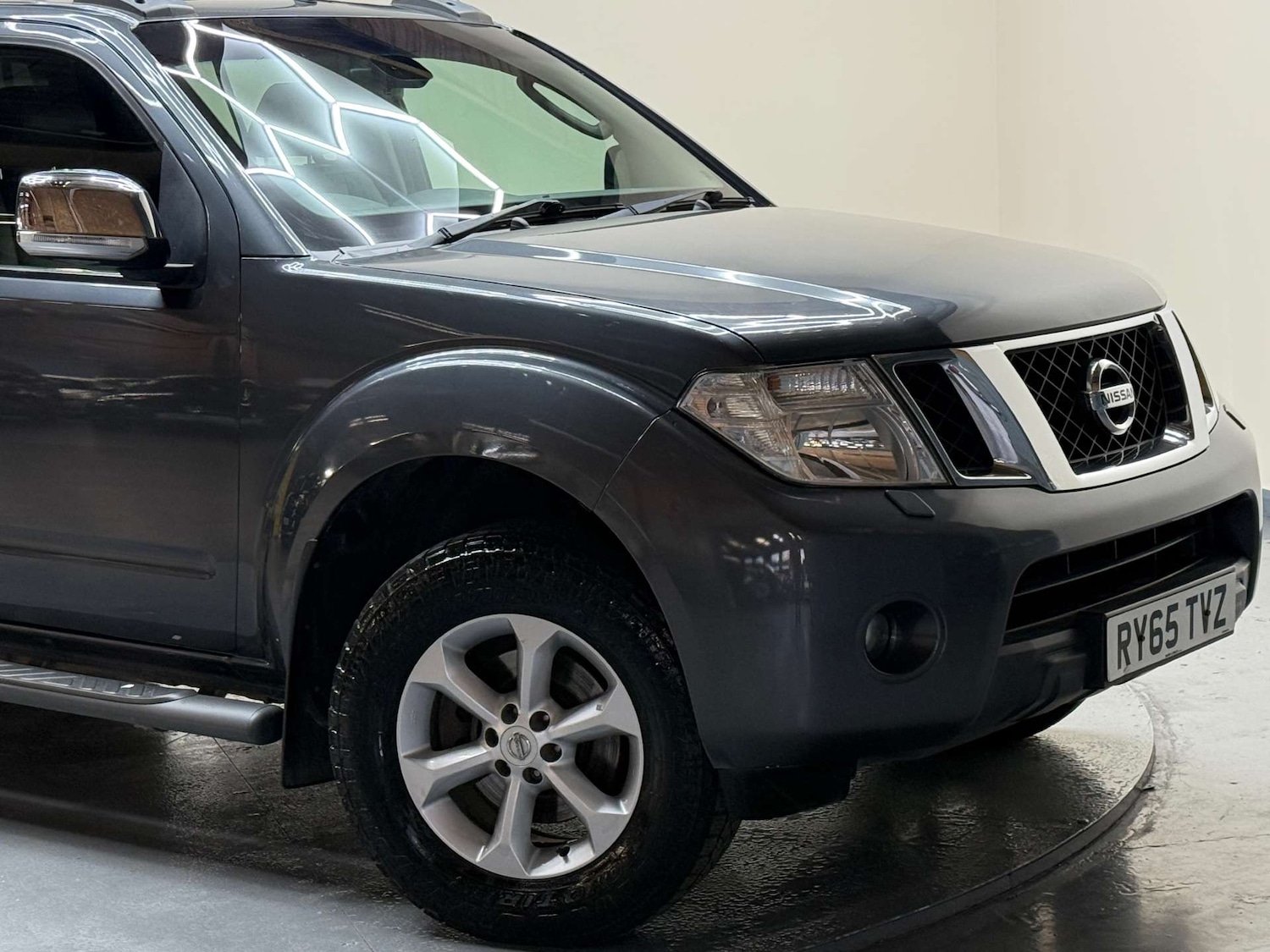 Used Nissan Navara 2015 for sale - 76601504: Photo 46