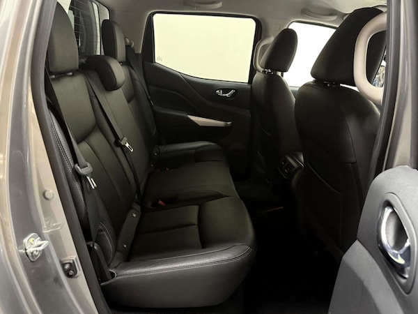 Used Nissan Navara 2020 for sale - 76181003: Photo 27