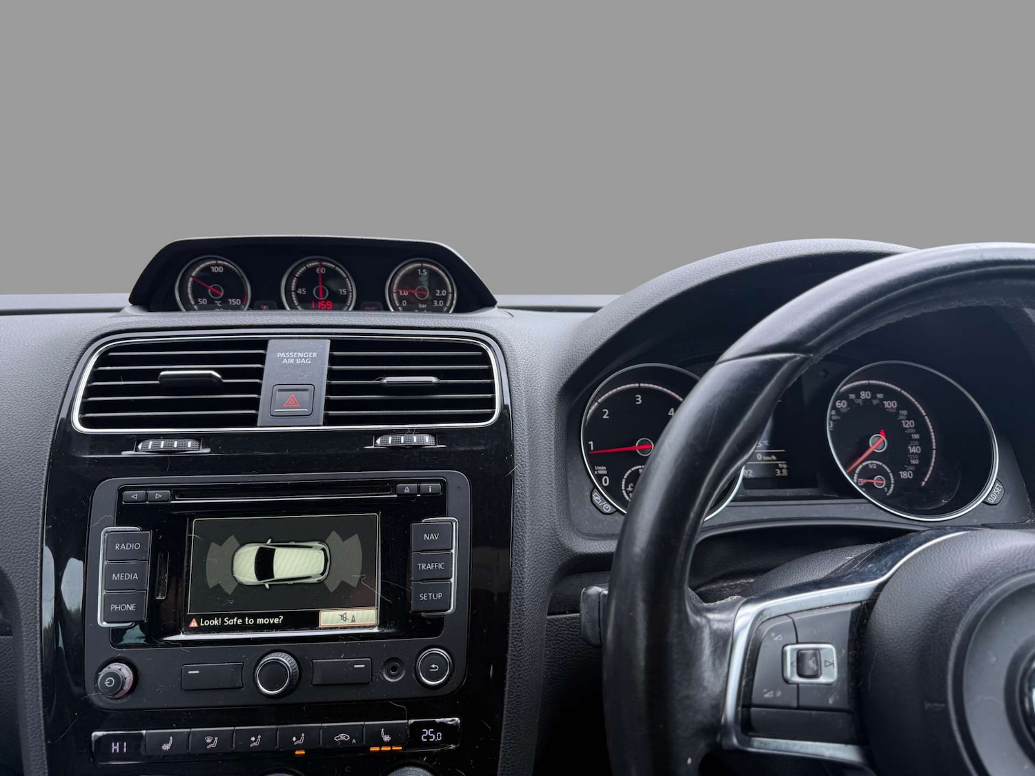 Used Volkswagen Scirocco 2014 for sale - 78068169: Photo 3