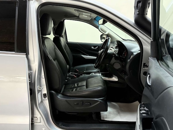 Used Nissan Navara 2018 for sale - 76180975: Photo 15
