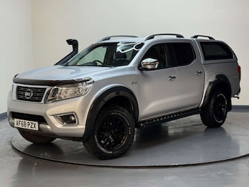 Used Nissan Navara 2018 for sale - 76180975: Photo 2
