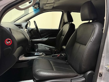Used Nissan Navara 2018 for sale - 76180975: Photo 4