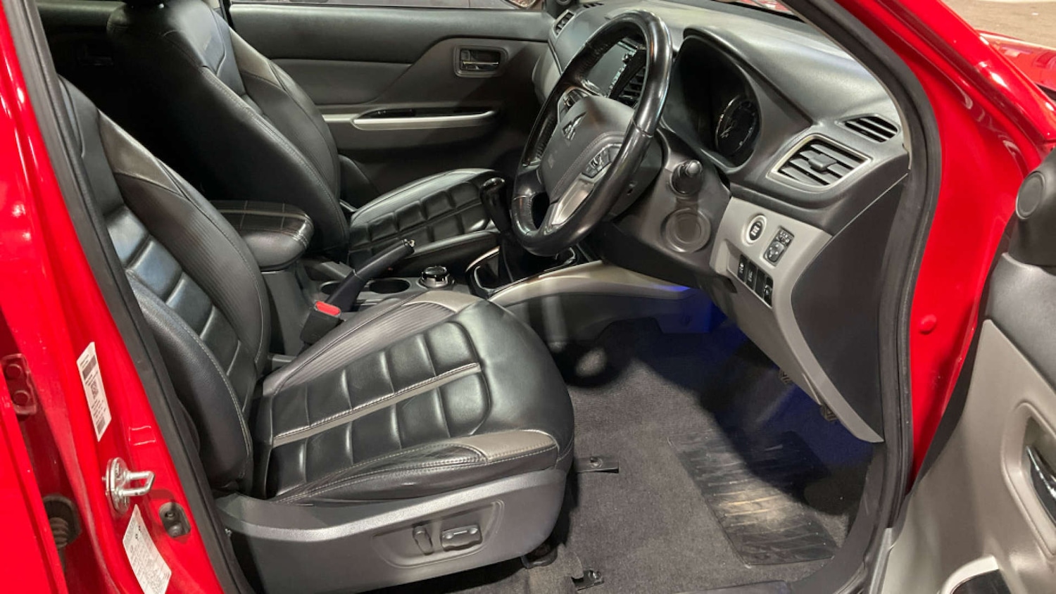 Used Mitsubishi L200 2017 for sale - 76830150: Photo 4