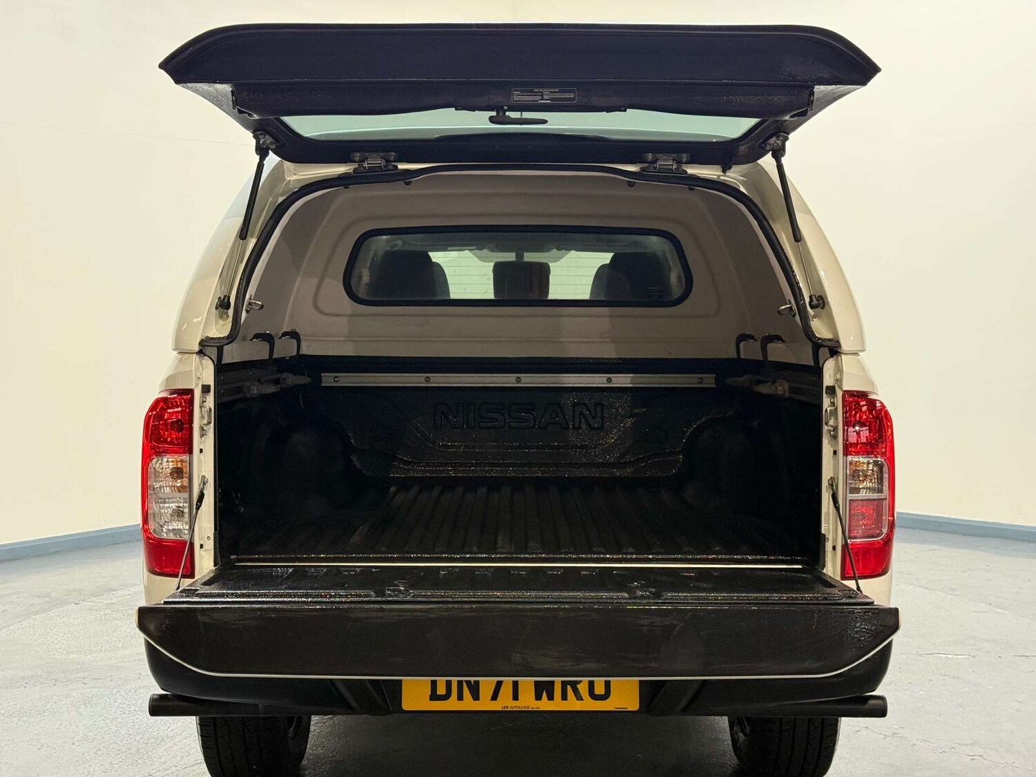 Used Nissan Navara 2021 for sale - 77417612: Photo 10