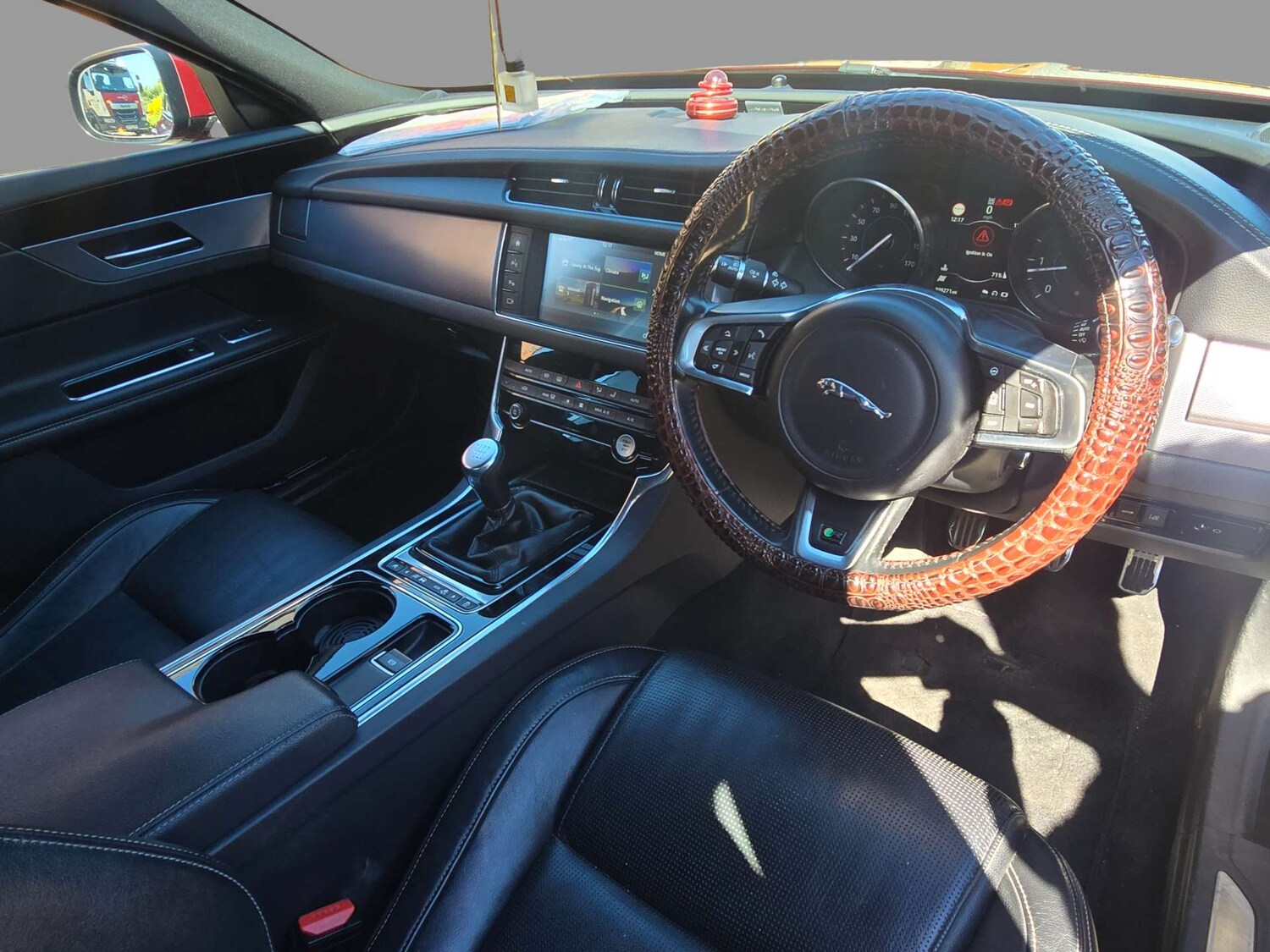 Used Jaguar XF 2016 for sale - 78175659: Photo 9