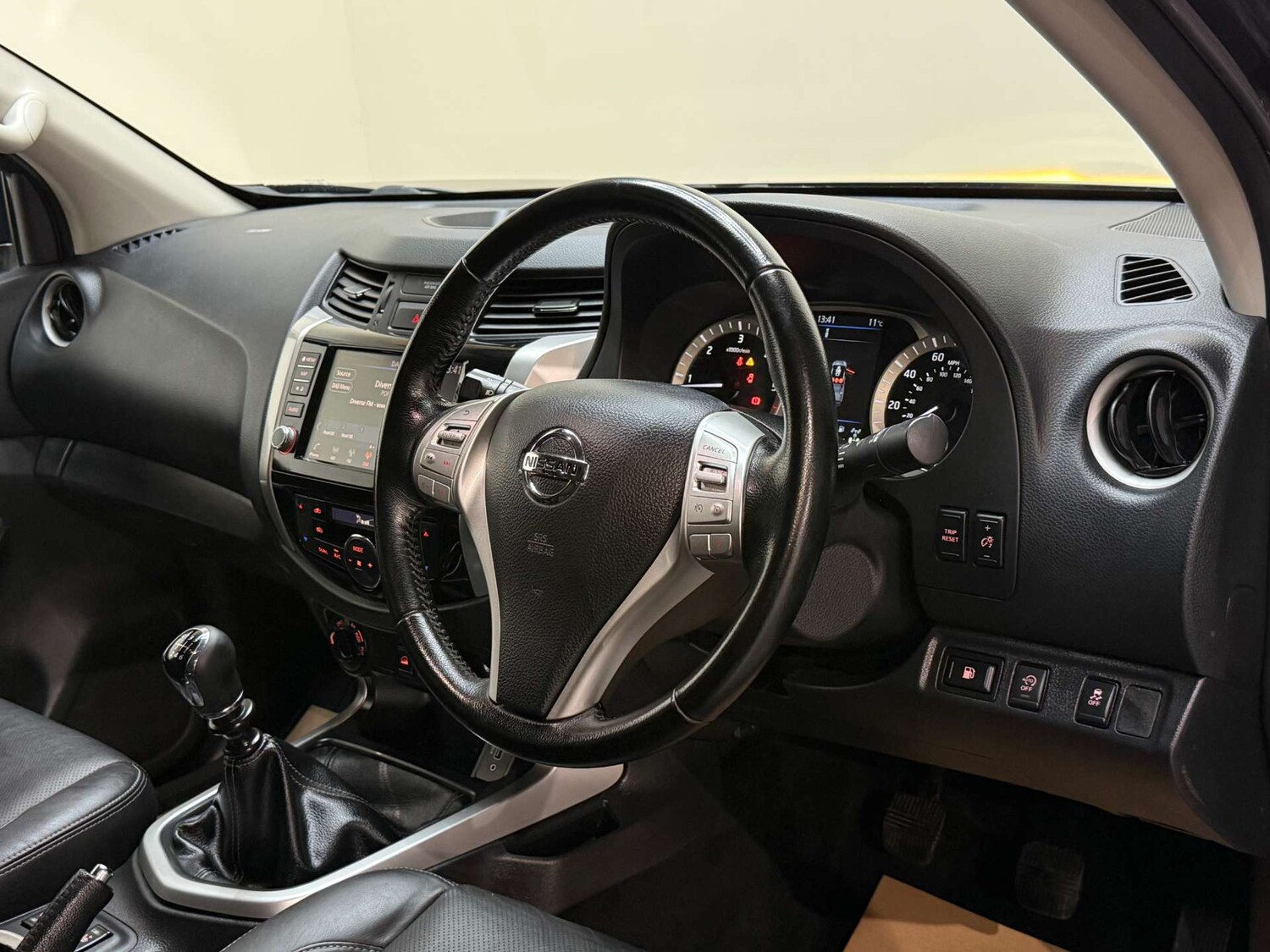 Used Nissan Navara 2020 for sale - 77847593: Photo 15