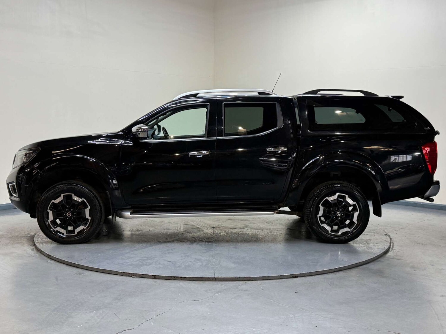 Used Nissan Navara 2020 for sale - 77847593: Photo 32