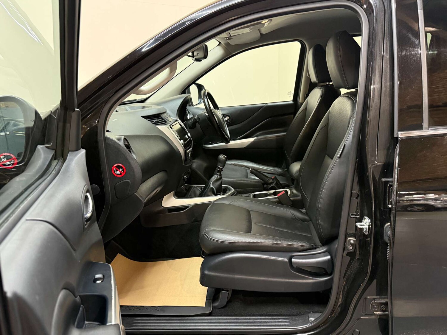 Used Nissan Navara 2020 for sale - 77847593: Photo 33