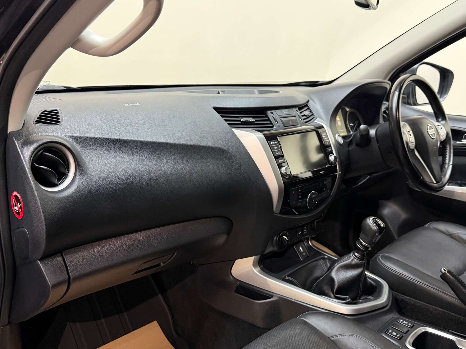 Used Nissan Navara 2020 for sale - 77847593: Photo 34