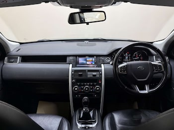 Used Land Rover Discovery Sport 2018 for sale - 78769505: Photo