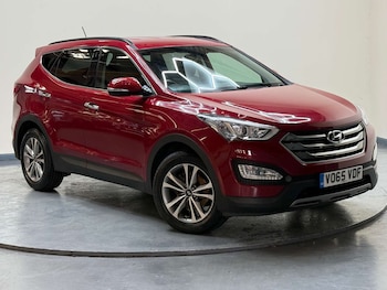 Used Hyundai Santa Fe 2015 for sale - 79417219: Photo