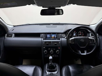 Used Land Rover Discovery Sport 2017 for sale - 78919959: Photo
