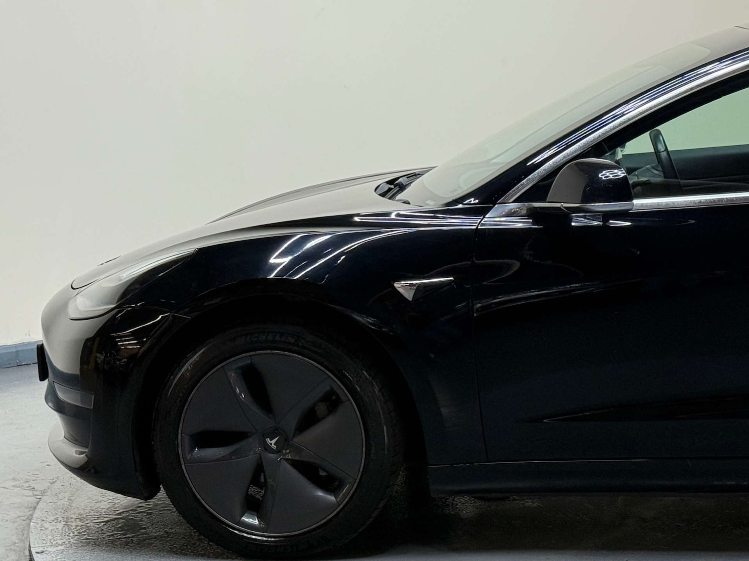 Used Tesla Model 3 2019 for sale - 76194658: Photo 12