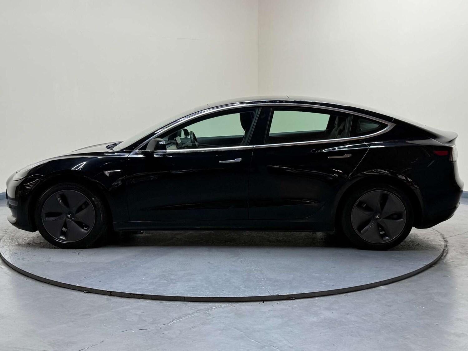 Used Tesla Model 3 2019 for sale - 76194658: Photo 28