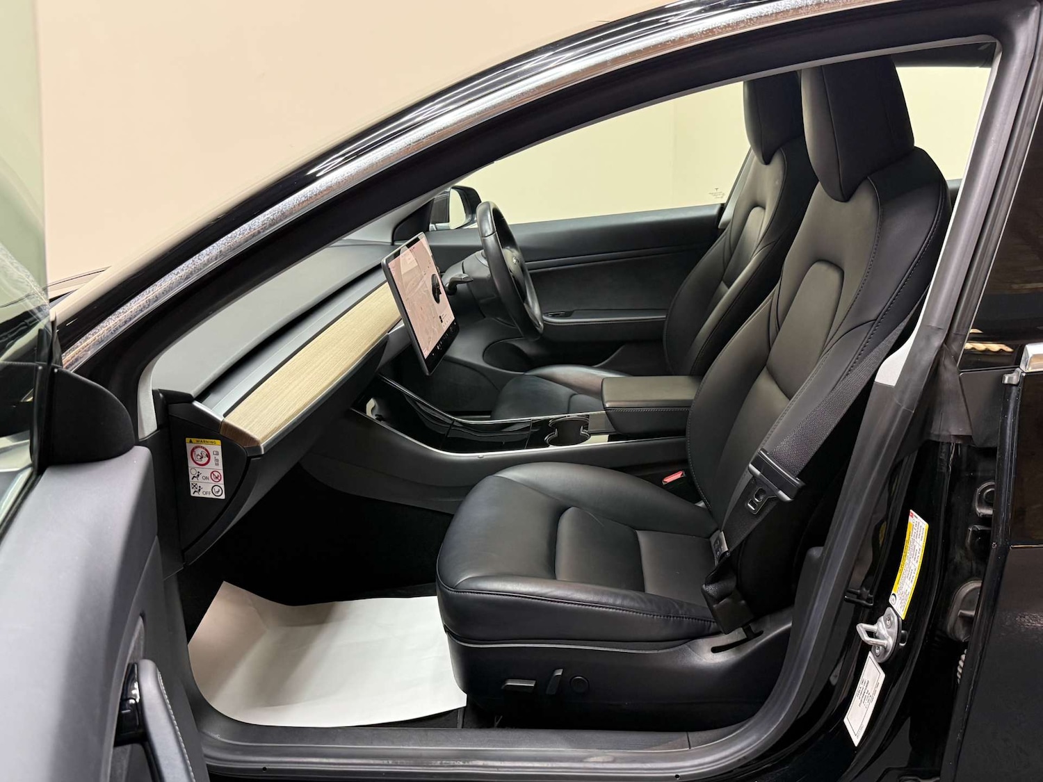 Used Tesla Model 3 2019 for sale - 76194658: Photo 30