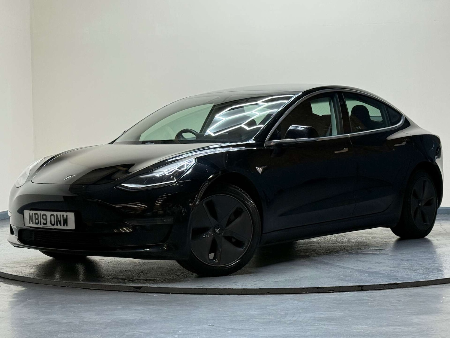 Used Tesla Model 3 2019 for sale - 76194658: Photo 33